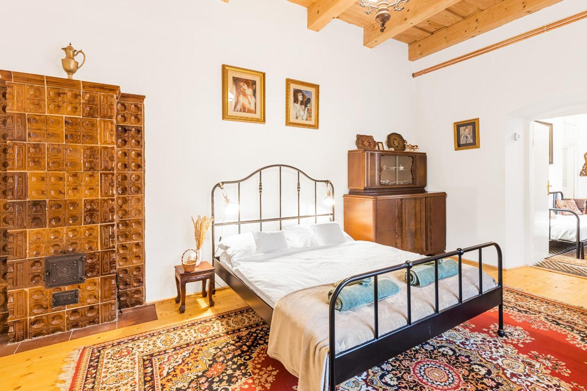 Sovi Dom- Historicke Apartmany Z 19 Storocia, 4Km Od Banskej Stiavnice Svaty Anton Luaran gambar