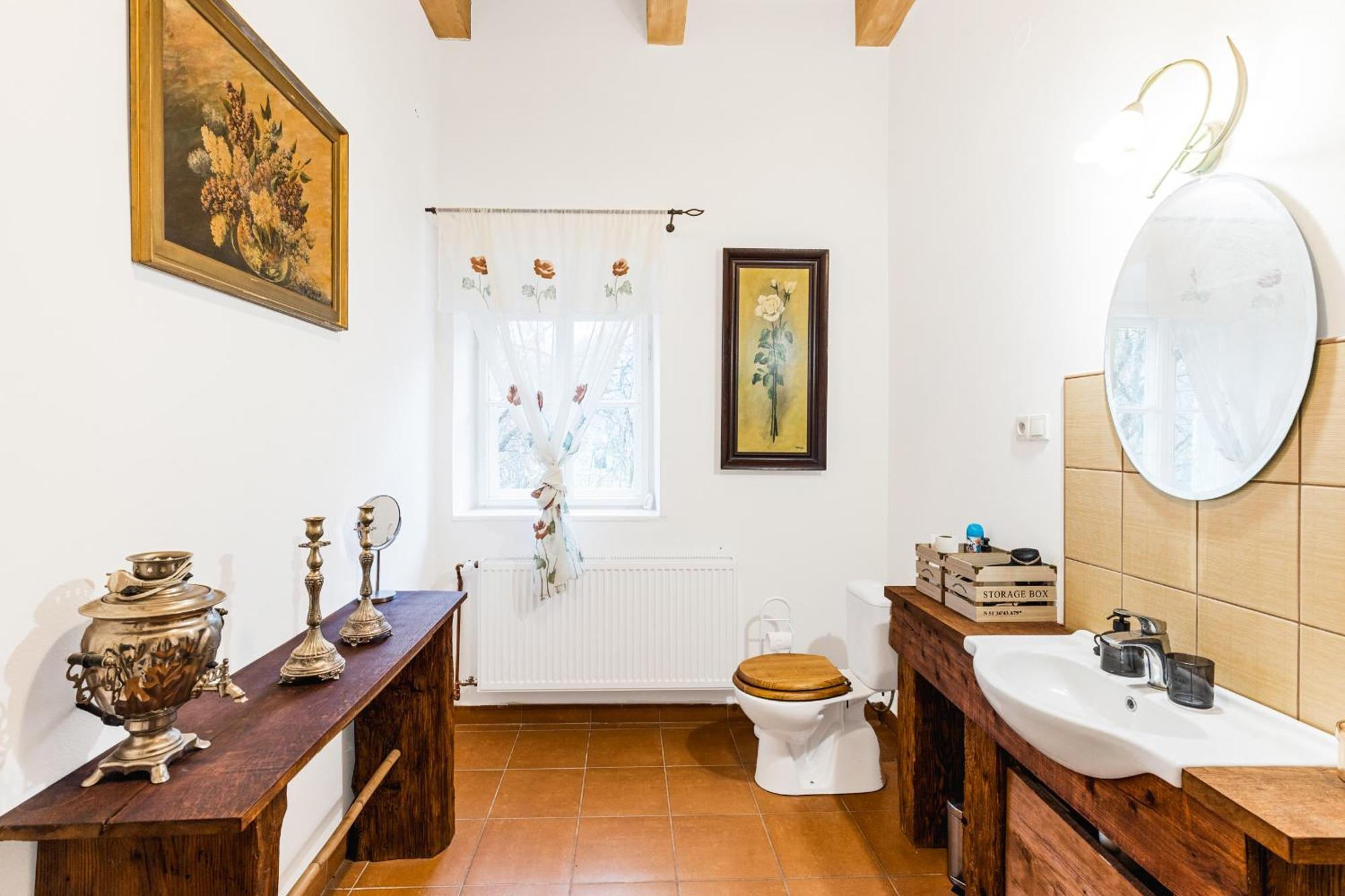 Sovi Dom- Historicke Apartmany Z 19 Storocia, 4Km Od Banskej Stiavnice Svaty Anton Luaran gambar