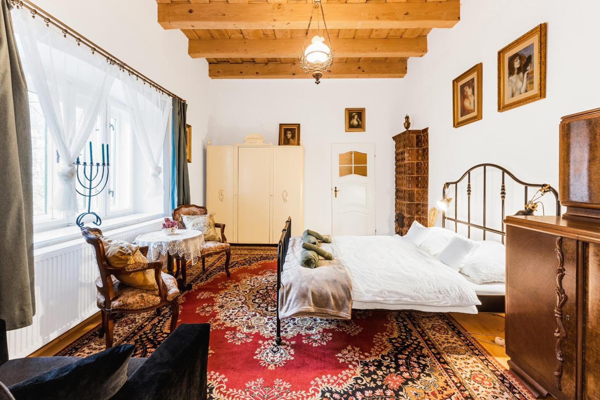 Sovi Dom- Historicke Apartmany Z 19 Storocia, 4Km Od Banskej Stiavnice Svaty Anton Luaran gambar